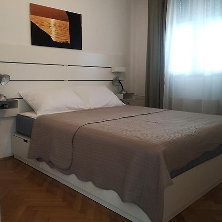 Apartmani Nadalina Велі-Лошинь Екстер'єр фото