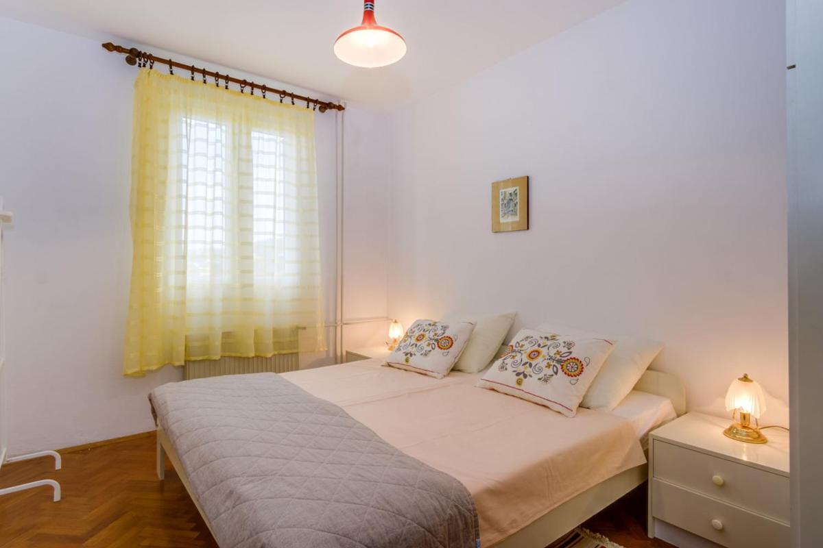 Apartmani Nadalina Велі-Лошинь Екстер'єр фото