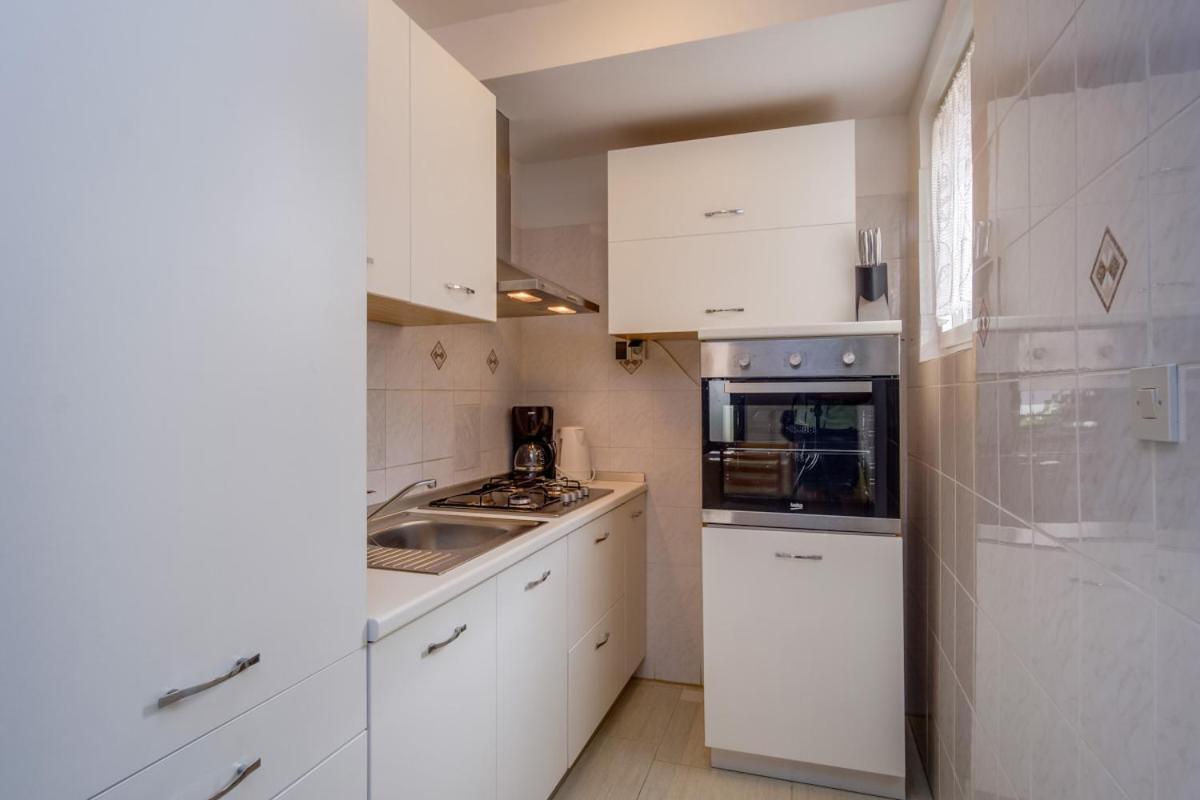Apartmani Nadalina Велі-Лошинь Екстер'єр фото