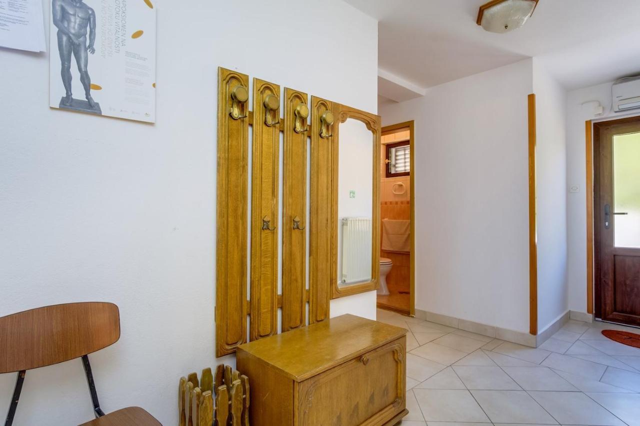 Apartmani Nadalina Велі-Лошинь Екстер'єр фото