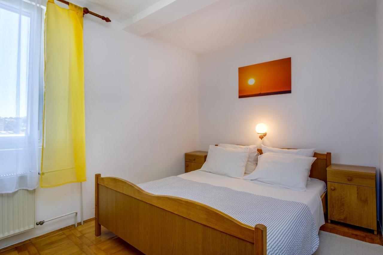 Apartmani Nadalina Велі-Лошинь Екстер'єр фото