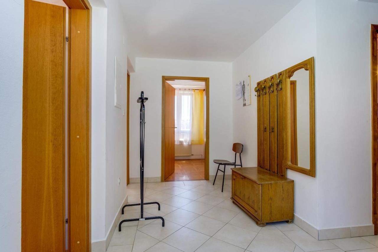 Apartmani Nadalina Велі-Лошинь Екстер'єр фото